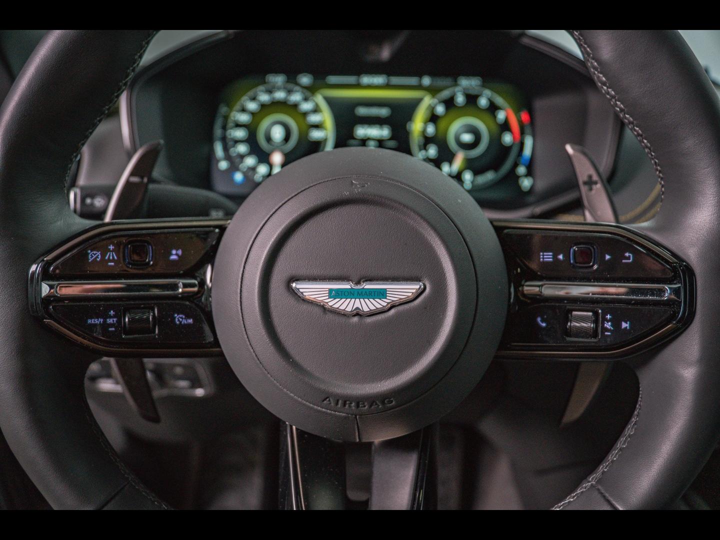 Image ASTON MARTIN Dbx 707 CV