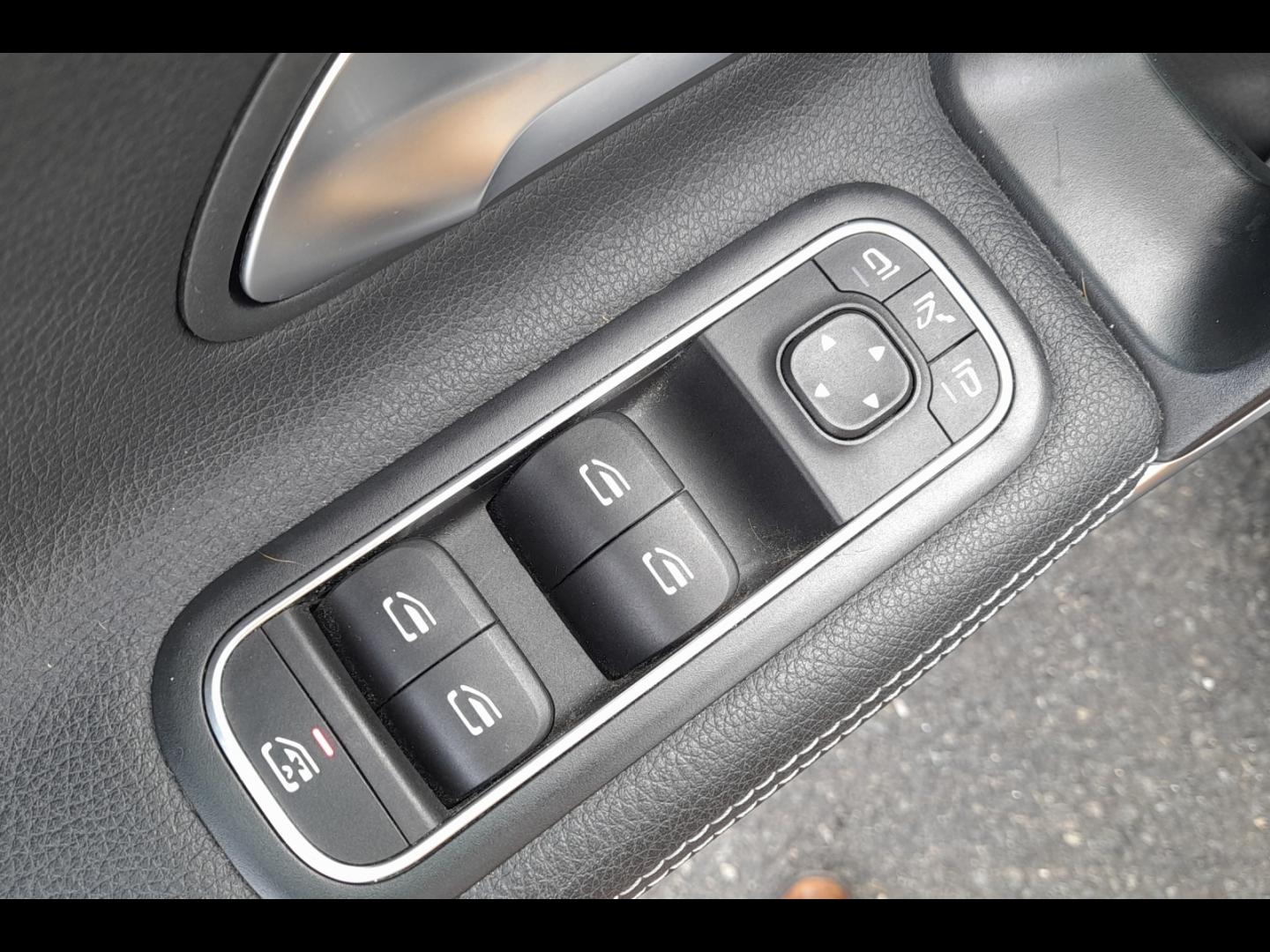 Image MERCEDES-BENZ Classe A 180d 116ch Progressive Line 8G-DCT