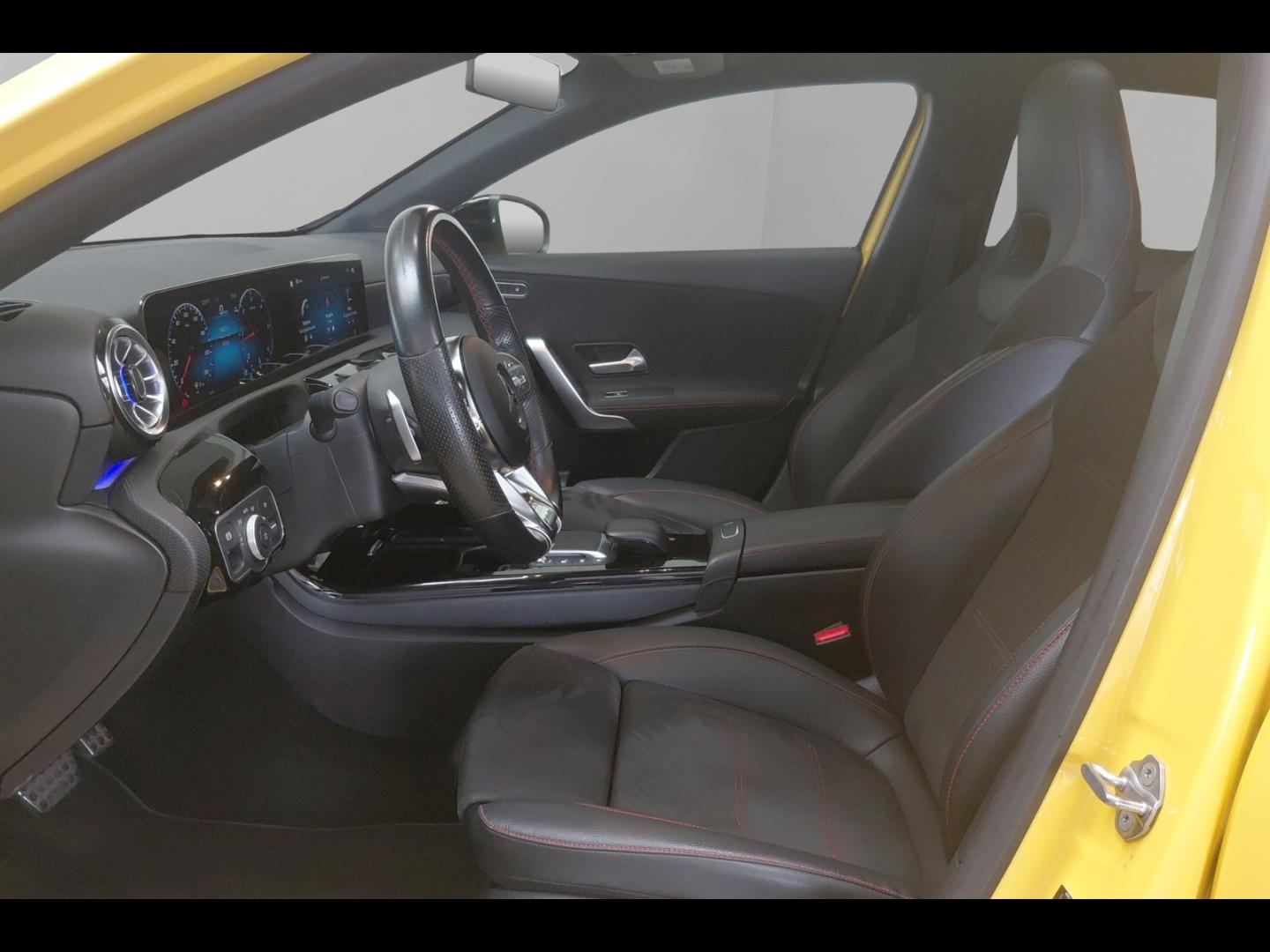 Image MERCEDES-BENZ Classe A 180 d 116ch AMG Line 8G-DCT