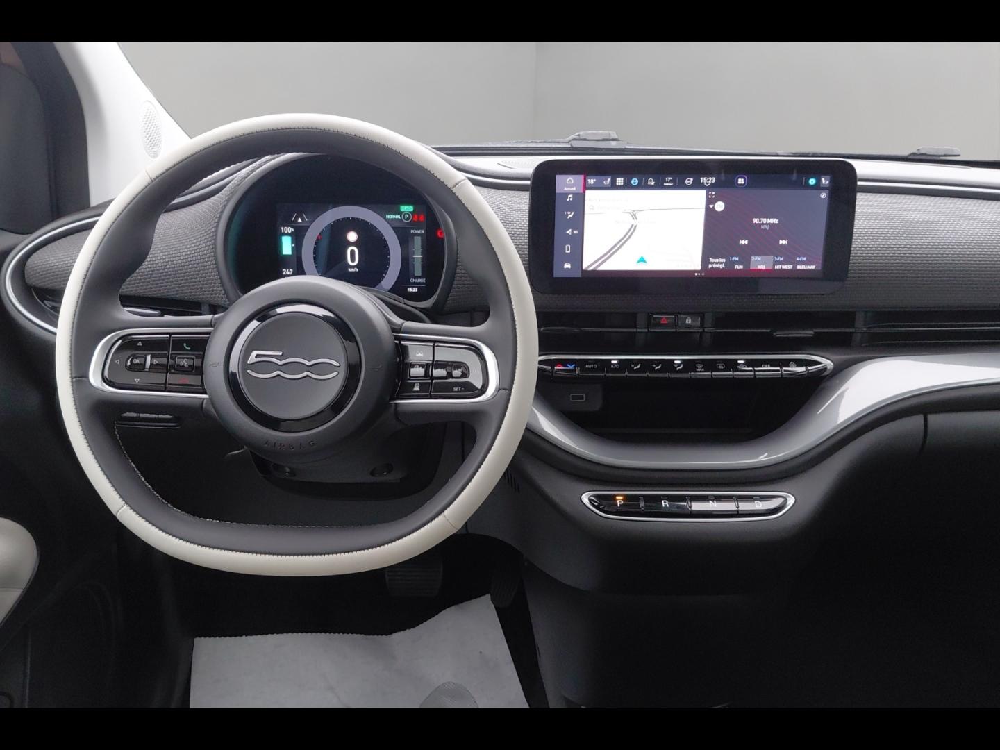 Image FIAT 500 e 118ch La Prima MY23