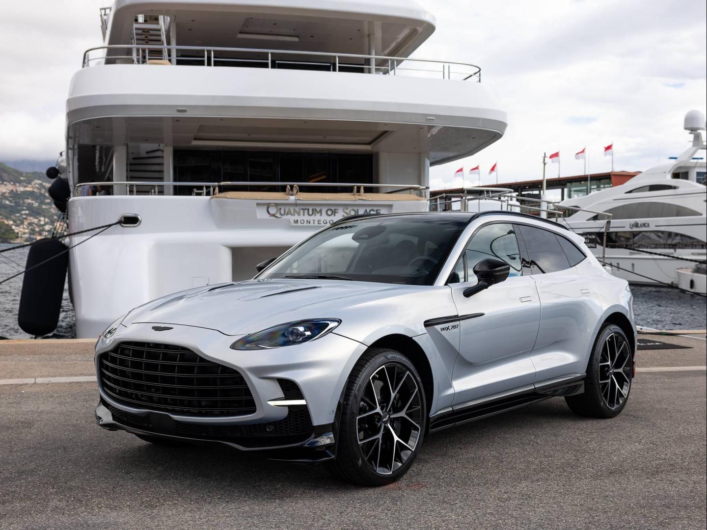 Photo ASTON MARTIN DBX 4.0 V8 biturbo 707ch BVA9