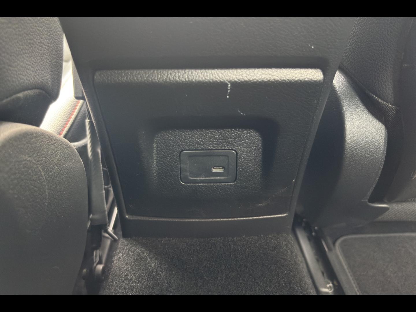Image MERCEDES-BENZ CLA 250 e 160+102ch AMG Line 8G-DCT