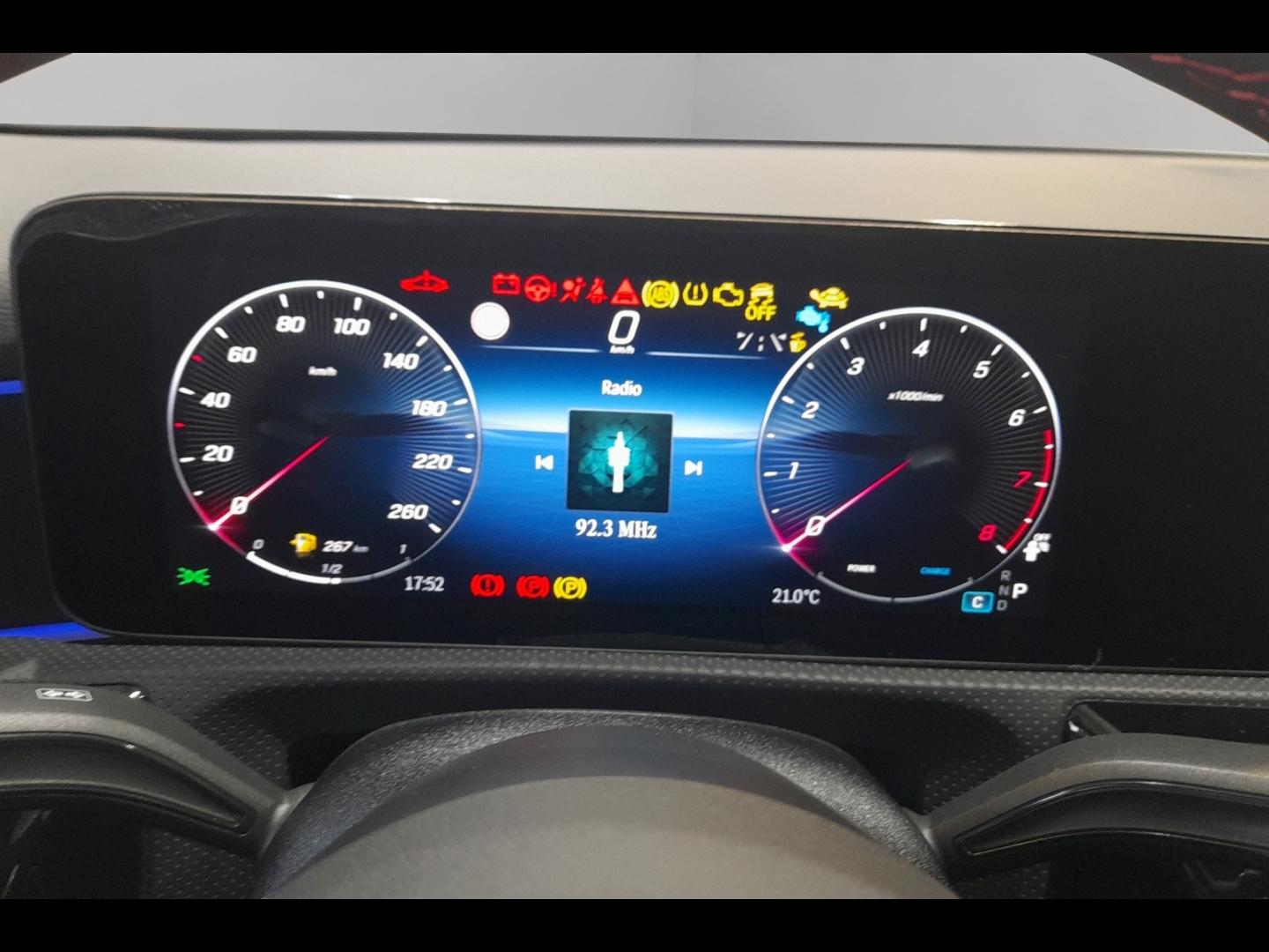 Image MERCEDES-BENZ Classe A 180 136ch AMG Line 7G-DCT