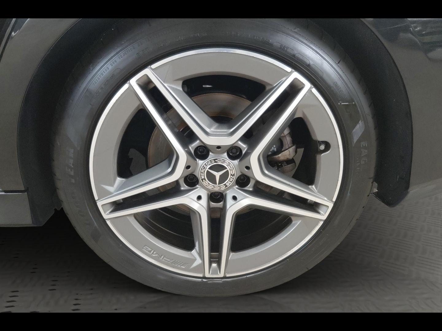 Image MERCEDES-BENZ CLA Shooting Brake 220 d 190ch AMG Line 8G-DCT
