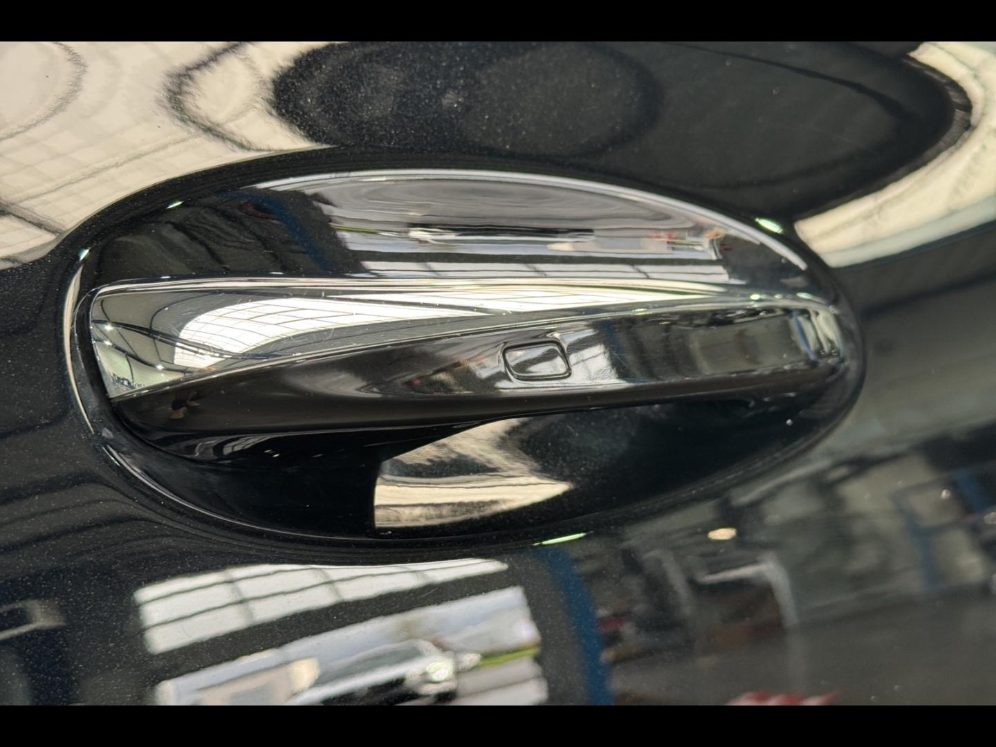 Image MERCEDES-BENZ GLE 350 de 194+136ch AMG Line 4Matic 9G-Tronic