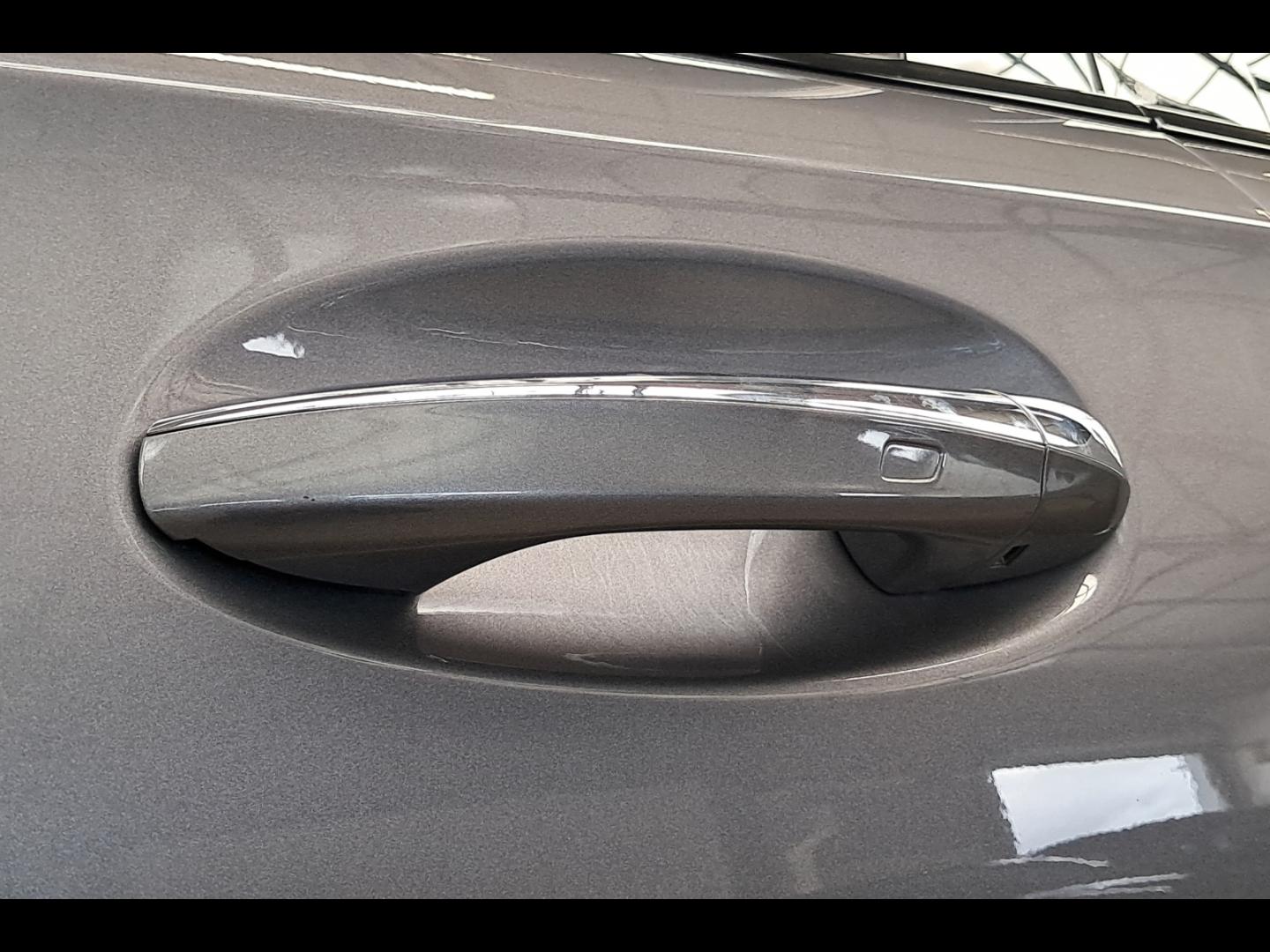 Image MERCEDES-BENZ Classe A Berline 180 d 116ch AMG Line 8G-DCT