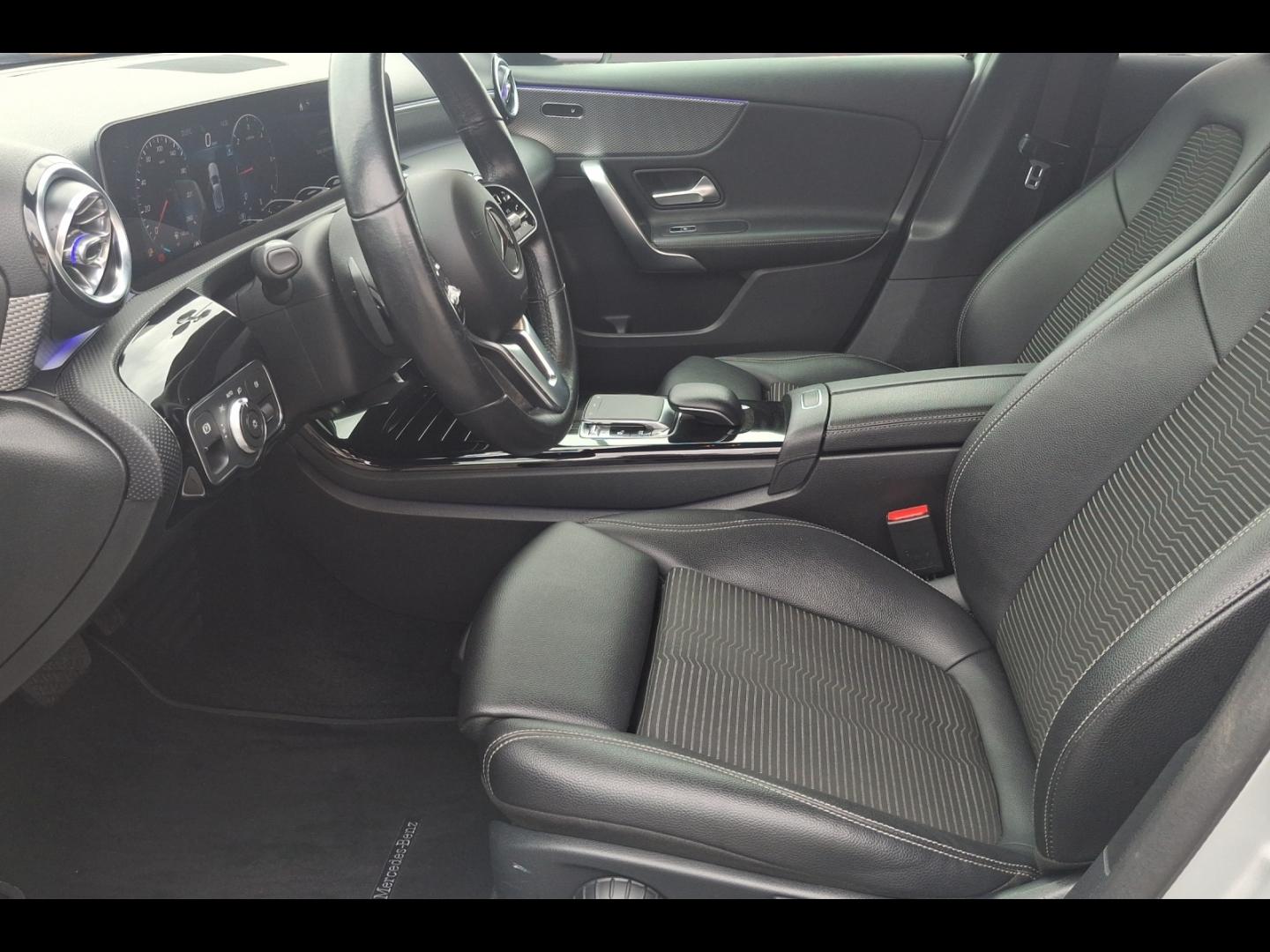Image MERCEDES-BENZ Classe A 180 d 116ch Progressive Line 7G-DCT