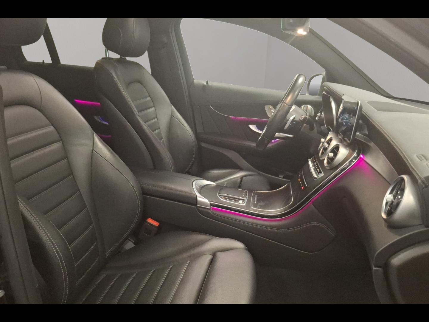 Image MERCEDES-BENZ GLC Coupé 220 d 194ch AMG Line 4Matic 9G-Tronic