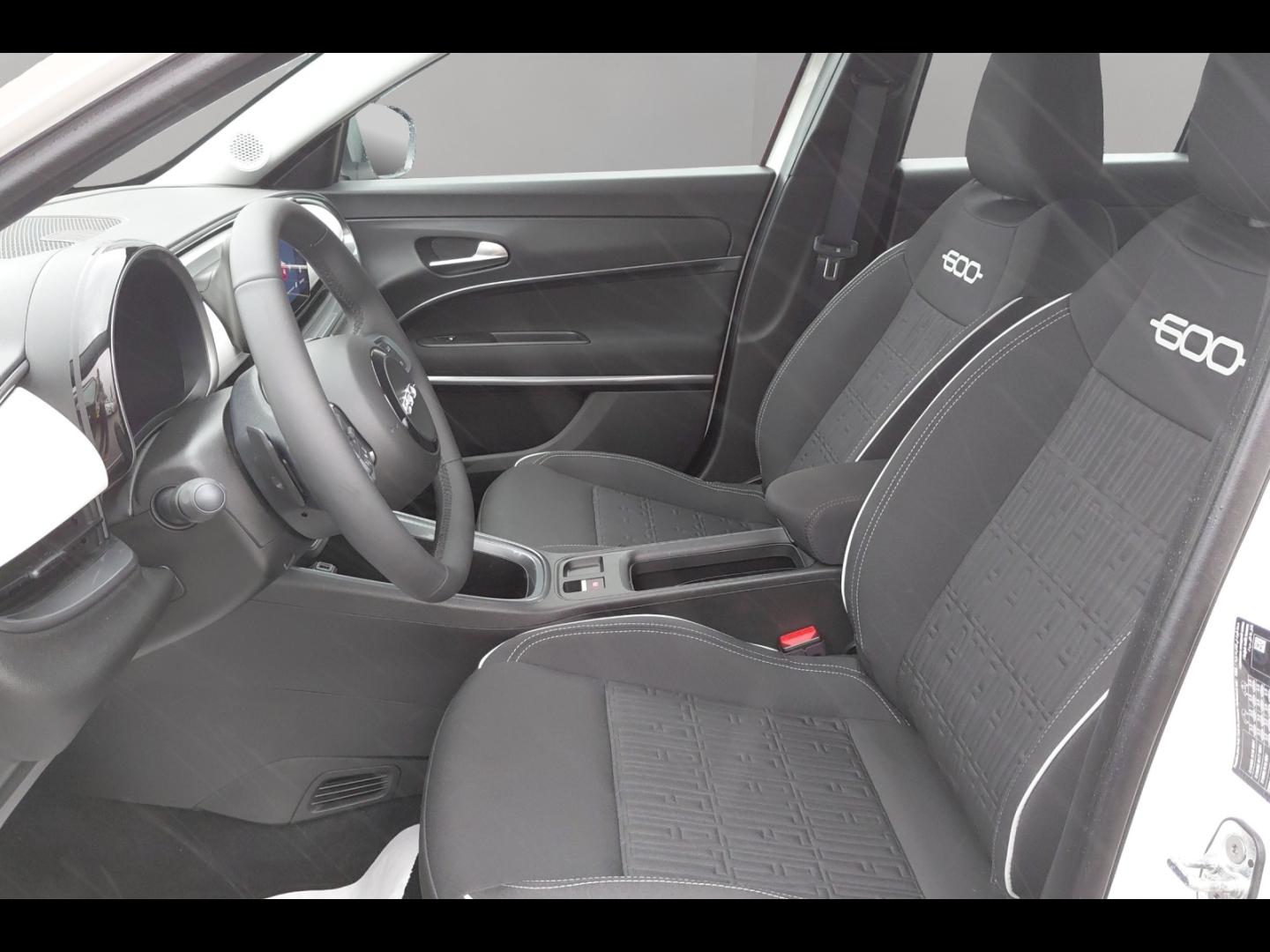 Image FIAT 600 Hybrid 600 Pop T-Gen 3 1.2 Hybrid Turbo 14