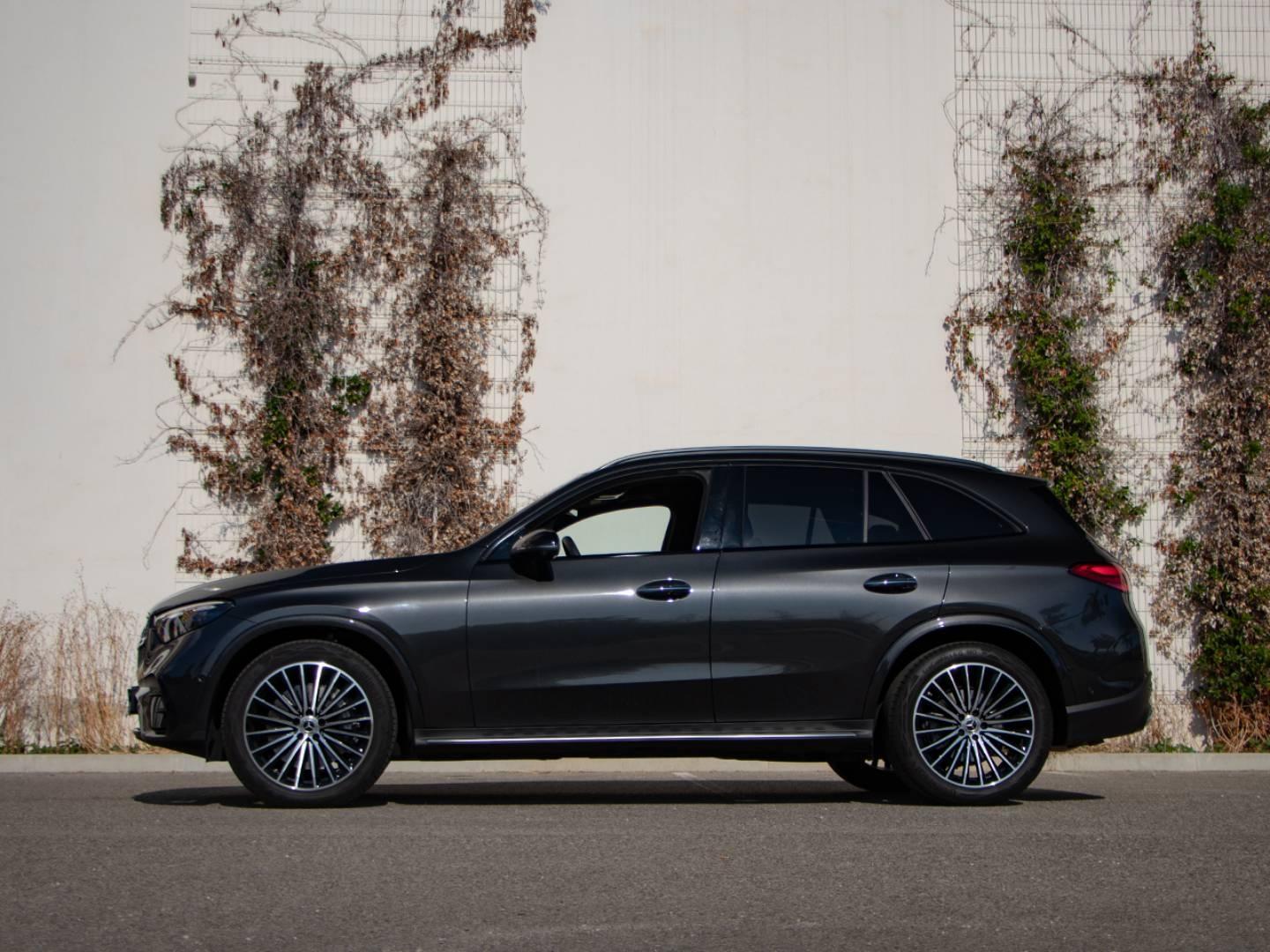 Image MERCEDES-BENZ GLC 220 d 197ch AMG Line 4Matic 9G-Tronic
