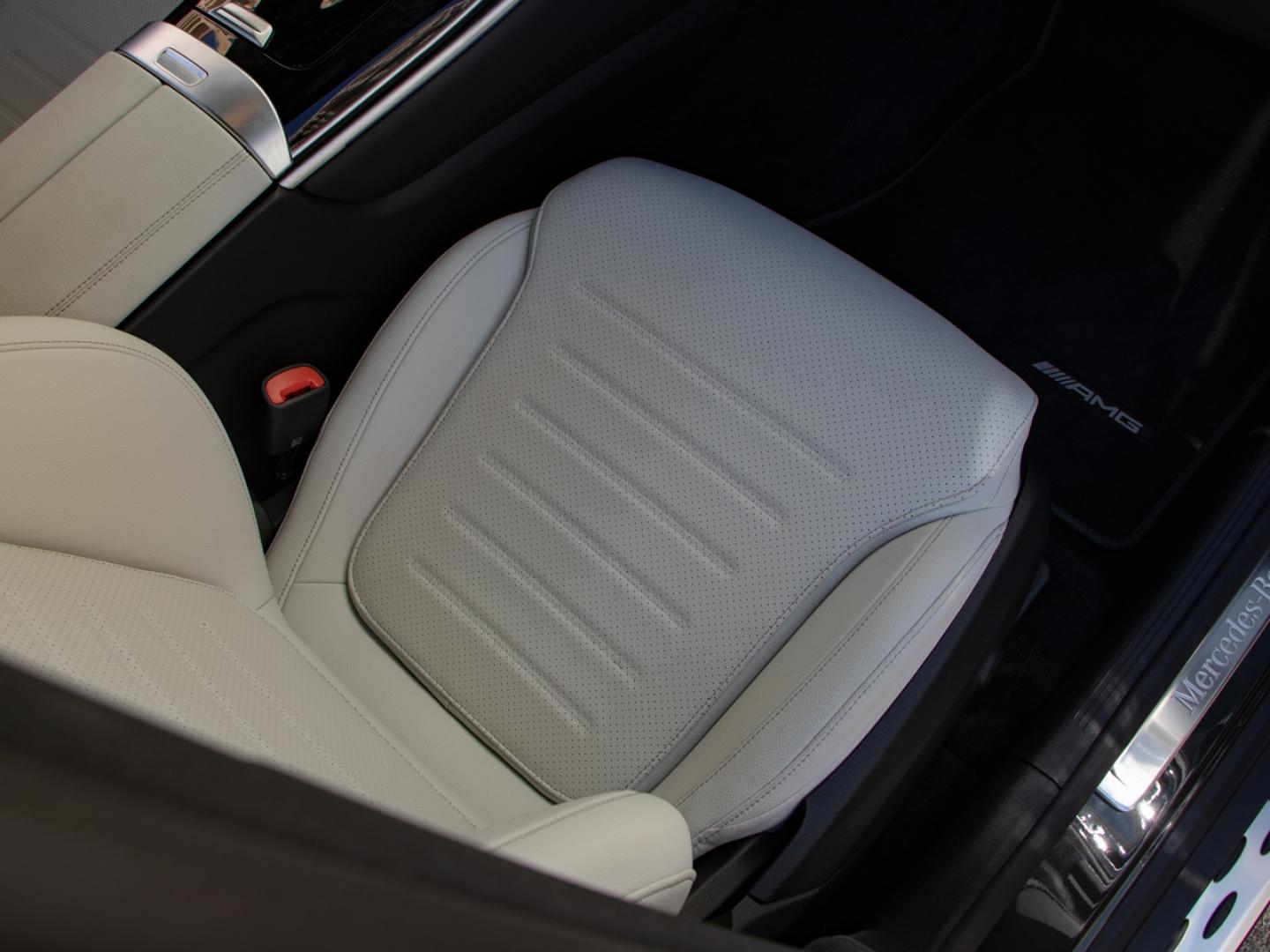 Image MERCEDES-BENZ GLC 220 d 197ch AMG Line 4Matic 9G-Tronic