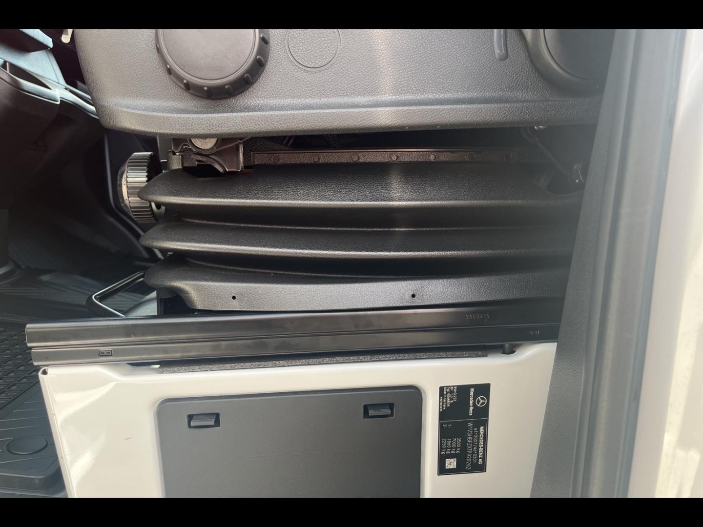 Image MERCEDES-BENZ Sprinter Fg 315 CDI 37 3T5 Pro 9G-Tronic PTRA 7t échelle galerie