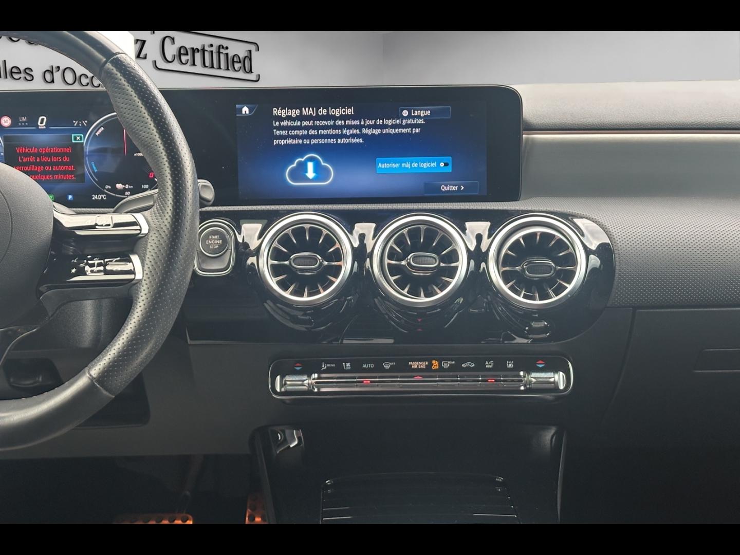 Image MERCEDES-BENZ Classe A 250 e 163+109ch AMG Line 8G-DCT