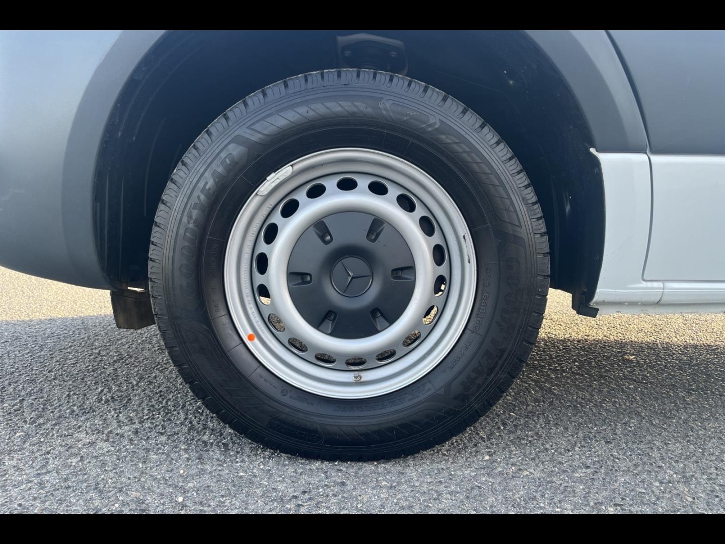 Image MERCEDES-BENZ Sprinter Fg 317 CDI 37 3T5 Pro 9G-Tronic