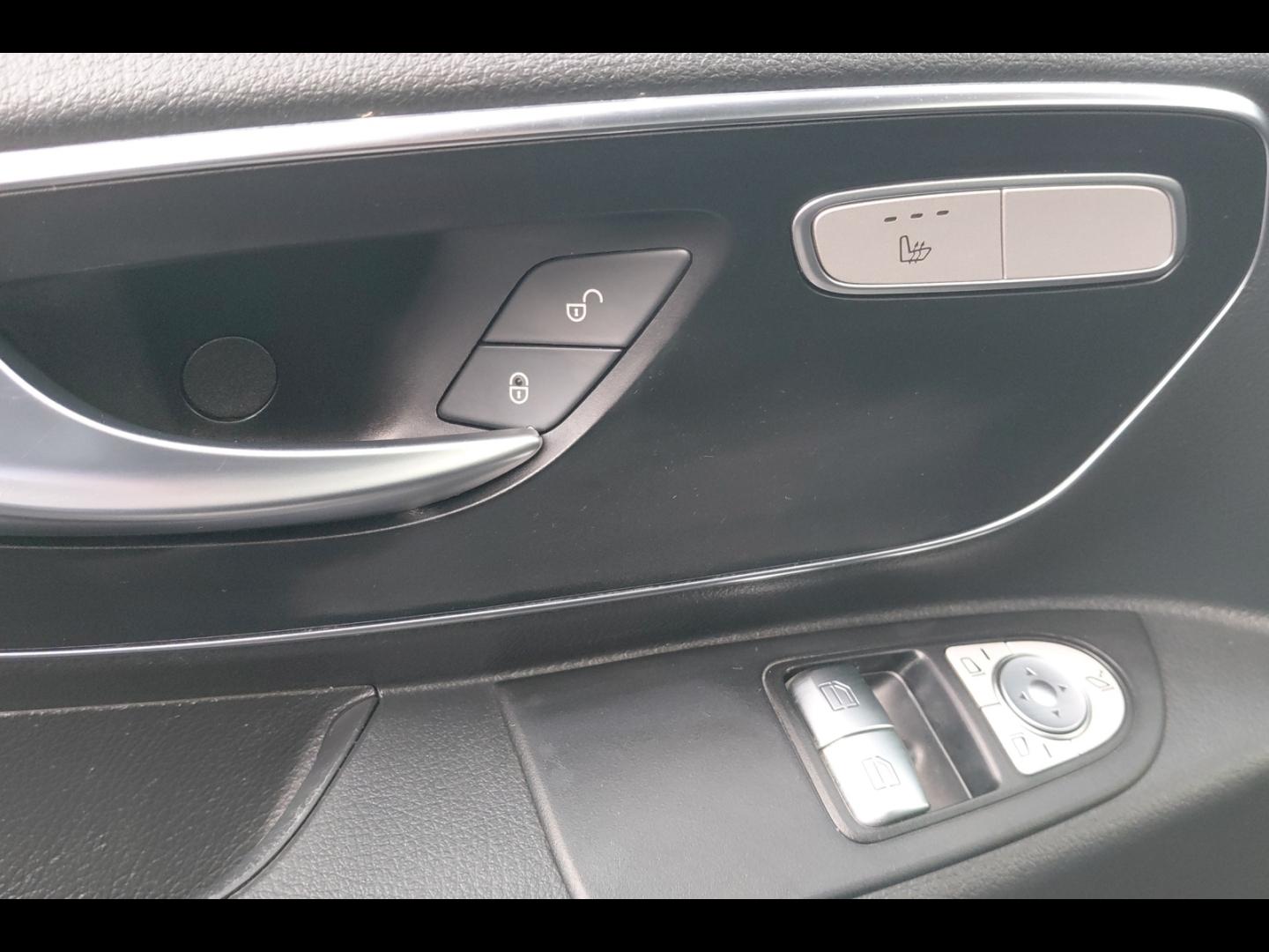 Image MERCEDES-BENZ Vito Fg 116 CDI Long 4x4 Select 9G-Tronic