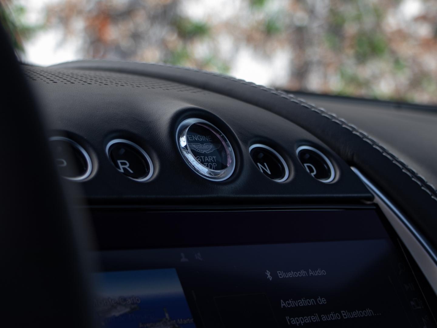 Image ASTON MARTIN DBX 4.0 V8 biturbo 707ch BVA9