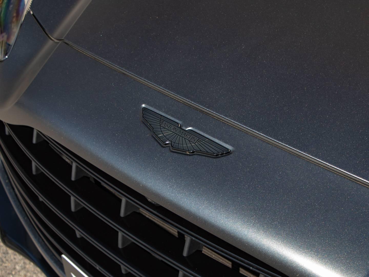 Image ASTON MARTIN DBX 4.0 V8 biturbo 707ch BVA9