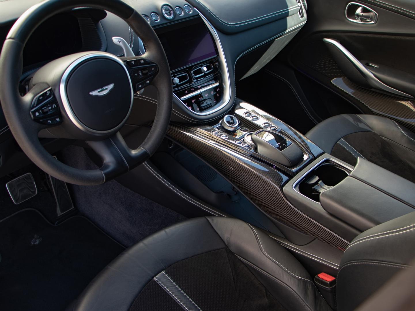 Image ASTON MARTIN DBX 4.0 V8 biturbo 707ch BVA9