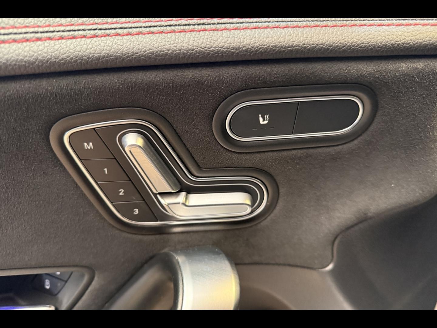 Image MERCEDES-BENZ CLA 250 e Hybrid EQ 218ch AMG Line 8G-DCT