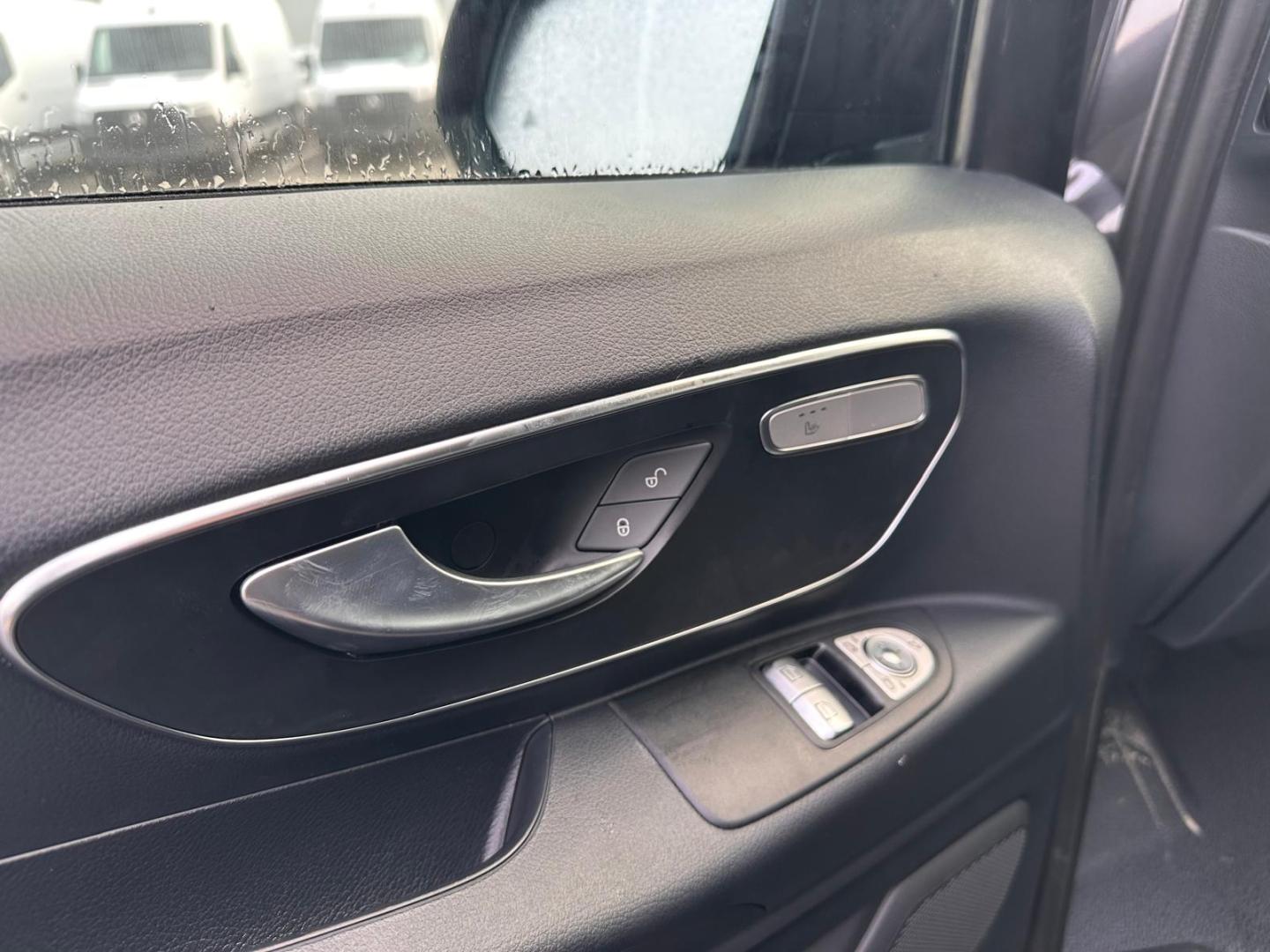 Image MERCEDES-BENZ Vito Fg 119 CDI Compact Select Propulsion 9G-Tronic
