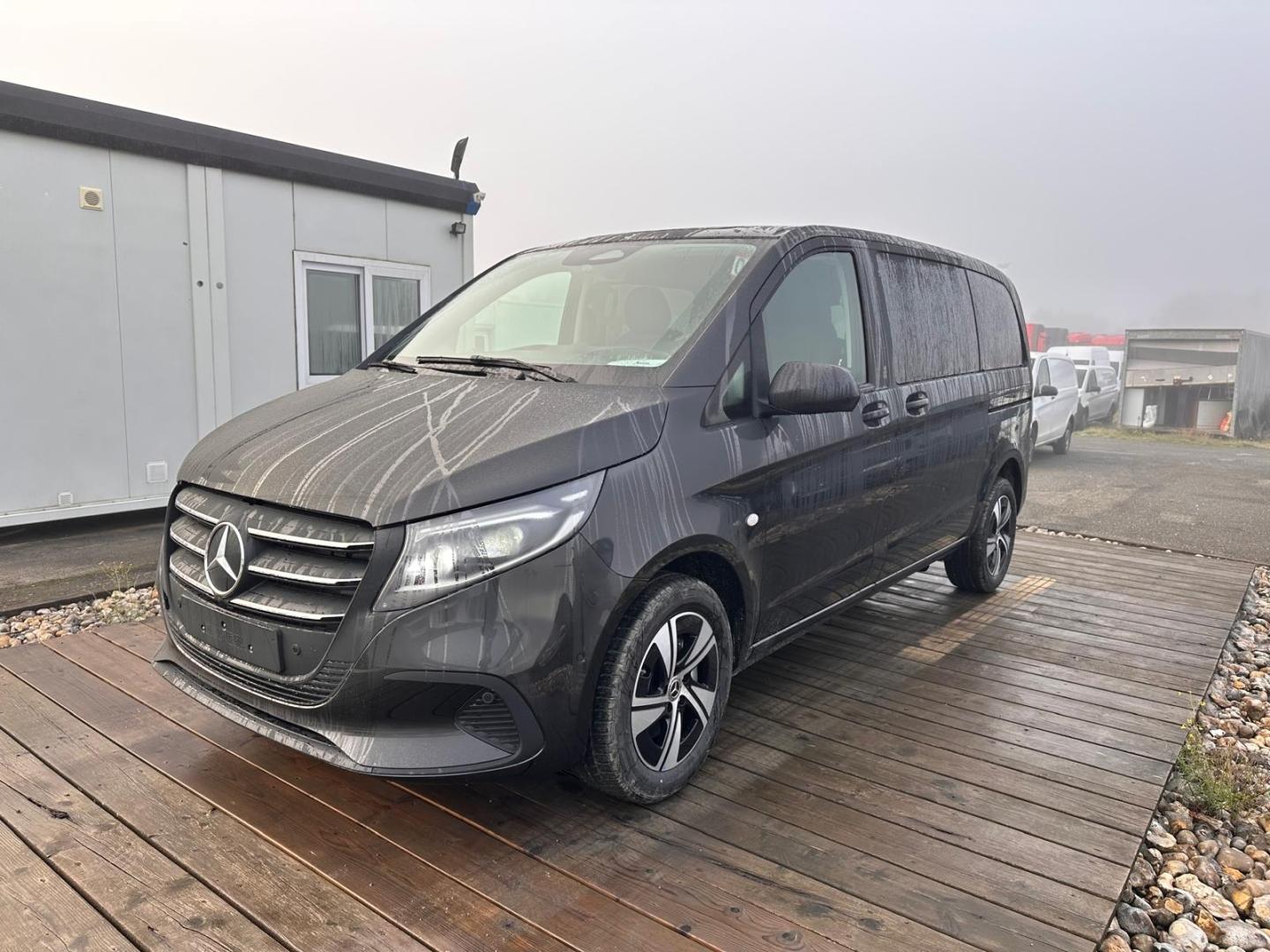 Photo MERCEDES-BENZ Vito Fg 119 CDI Compact Select Propulsion 9G-Tronic