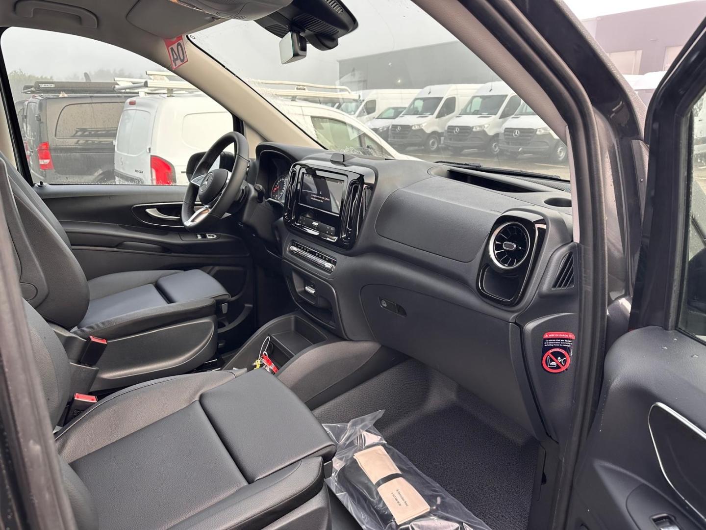 Image MERCEDES-BENZ Vito Fg 119 CDI Compact Select Propulsion 9G-Tronic