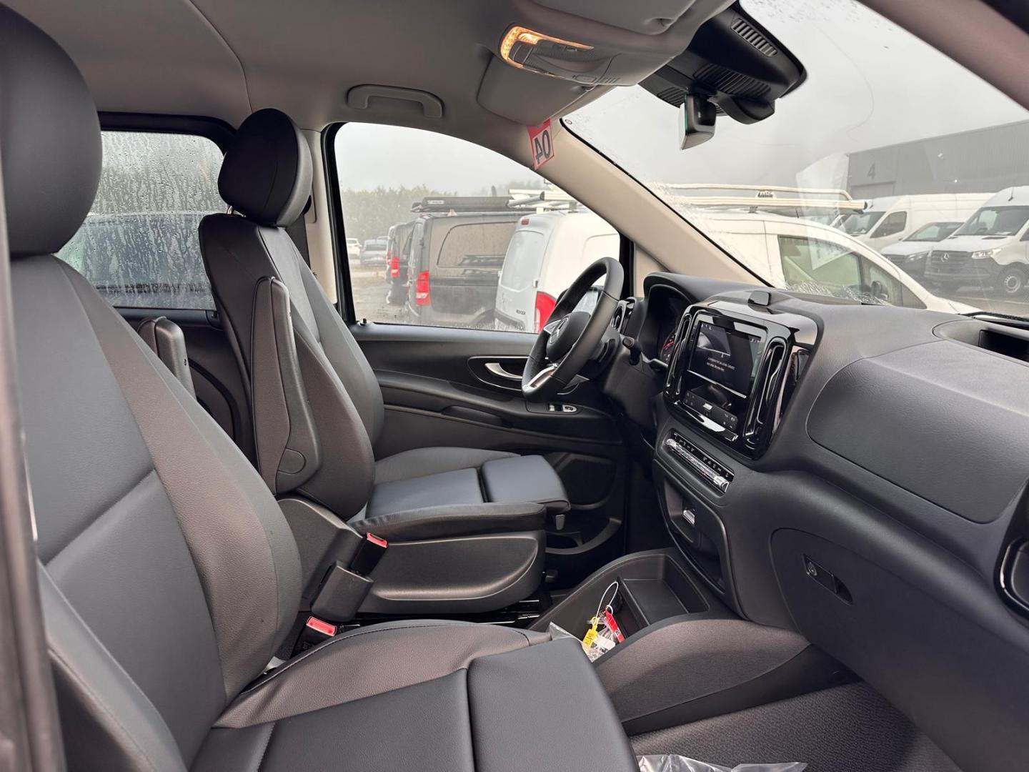 Image MERCEDES-BENZ Vito Fg 119 CDI Compact Select Propulsion 9G-Tronic