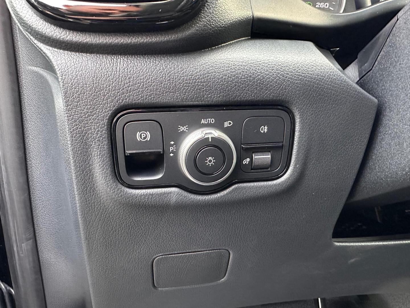 Image MERCEDES-BENZ Vito Fg 119 CDI Compact Select Propulsion 9G-Tronic