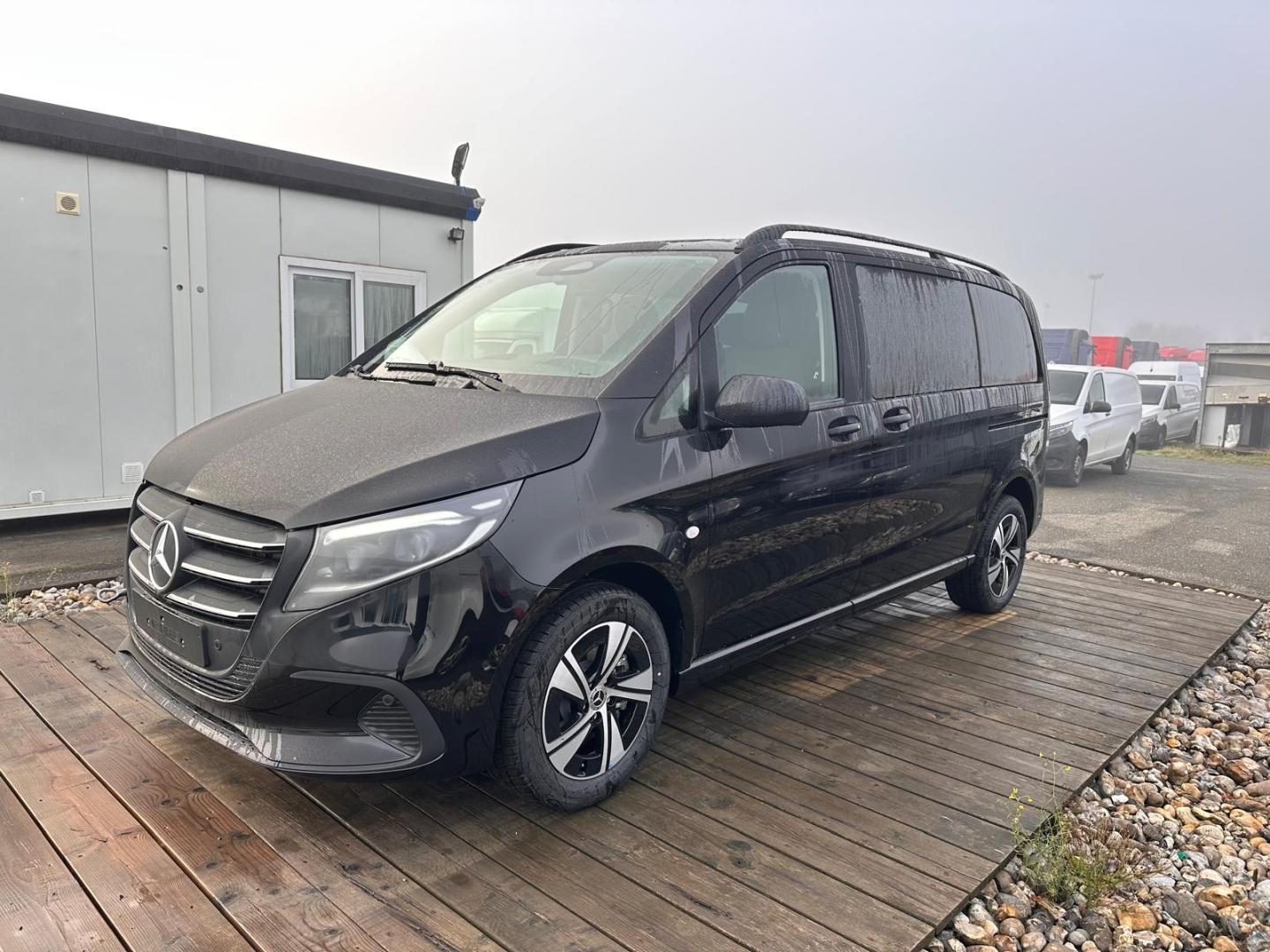 Photo MERCEDES-BENZ Vito Fg 119 CDI Mixto Compact Select Propulsion 9G-Tronic