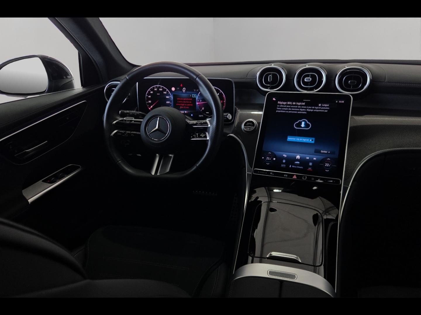 Image MERCEDES-BENZ GLC 220 d 197ch AMG Line 4Matic 9G-Tronic