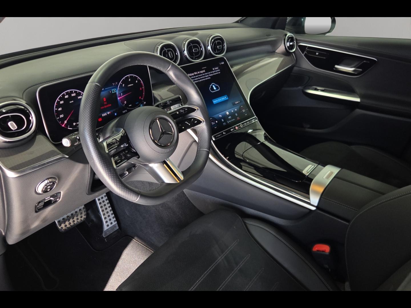 Image MERCEDES-BENZ GLC 220 d 197ch AMG Line 4Matic 9G-Tronic