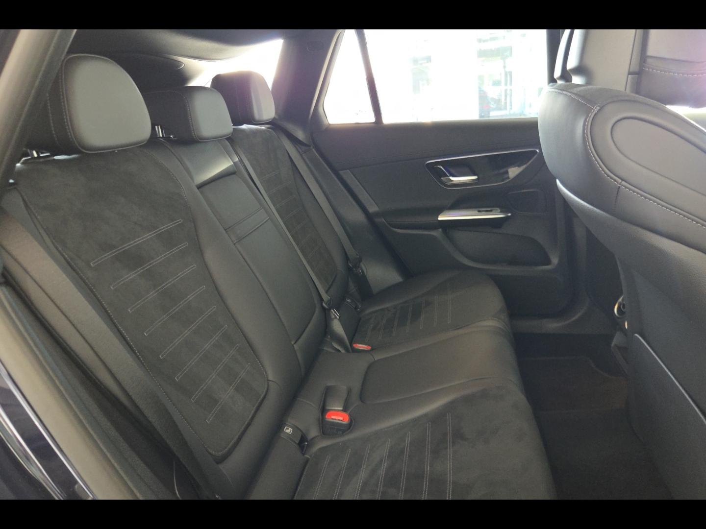 Image MERCEDES-BENZ GLC 220 d 197ch AMG Line 4Matic 9G-Tronic