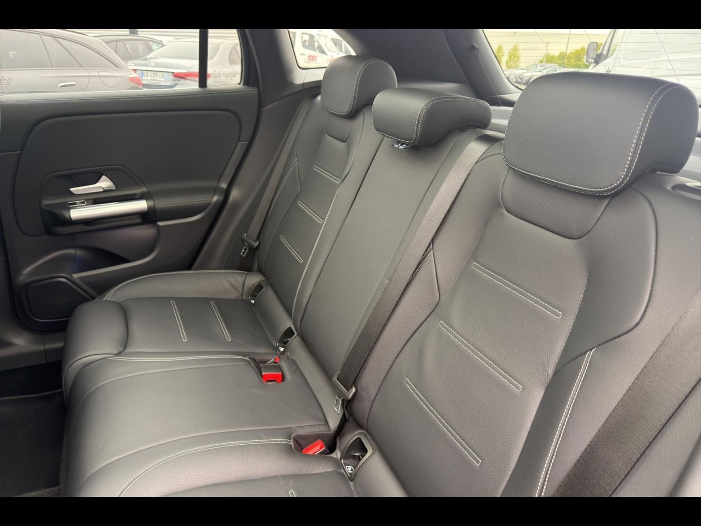 Image MERCEDES-BENZ GLA 250 e 160+102ch AMG Line 8G-DCT