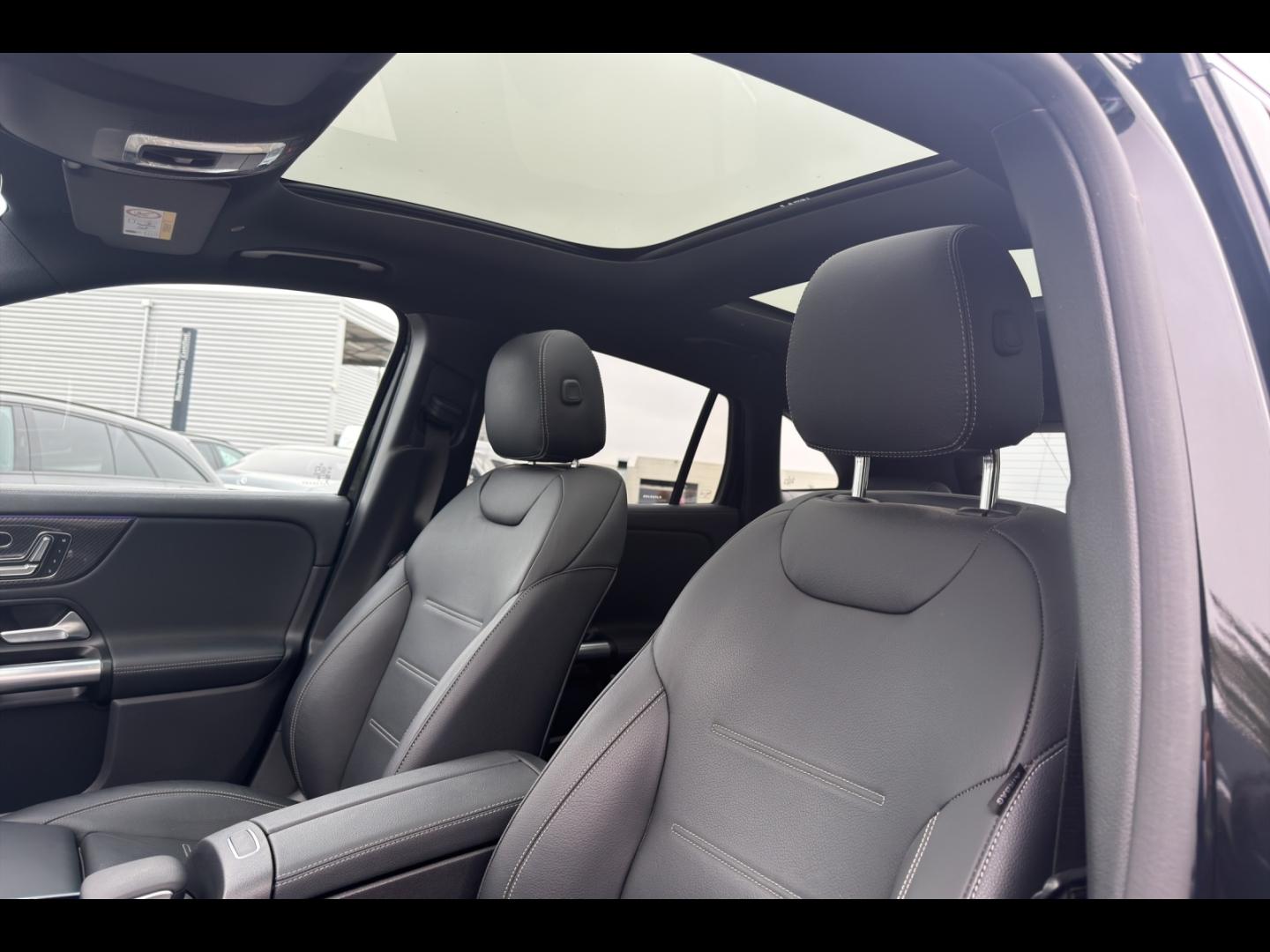 Image MERCEDES-BENZ GLA 250 e 160+102ch AMG Line 8G-DCT