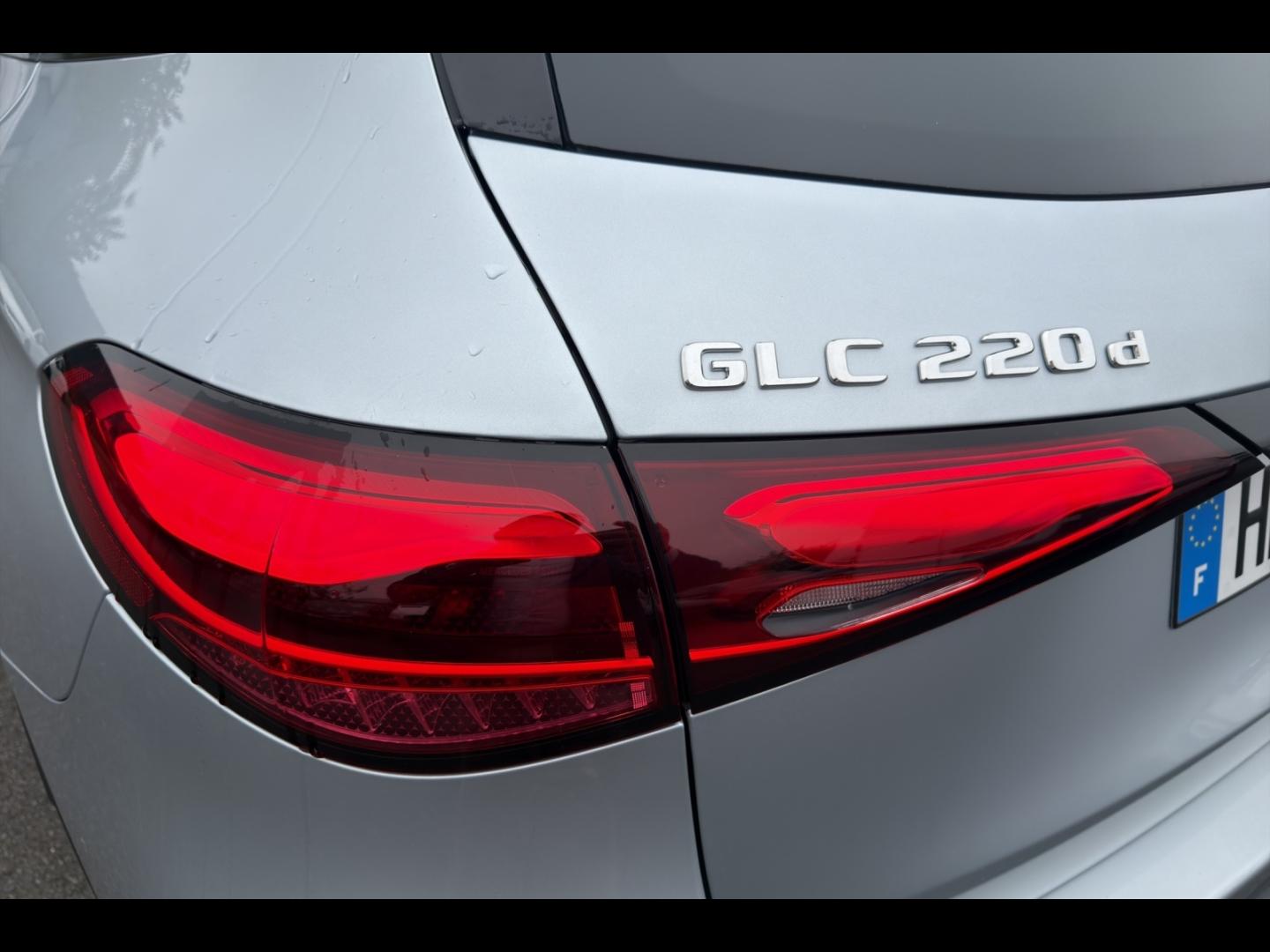 Image MERCEDES-BENZ GLC 220 d 197ch AMG Line 4Matic 9G-Tronic