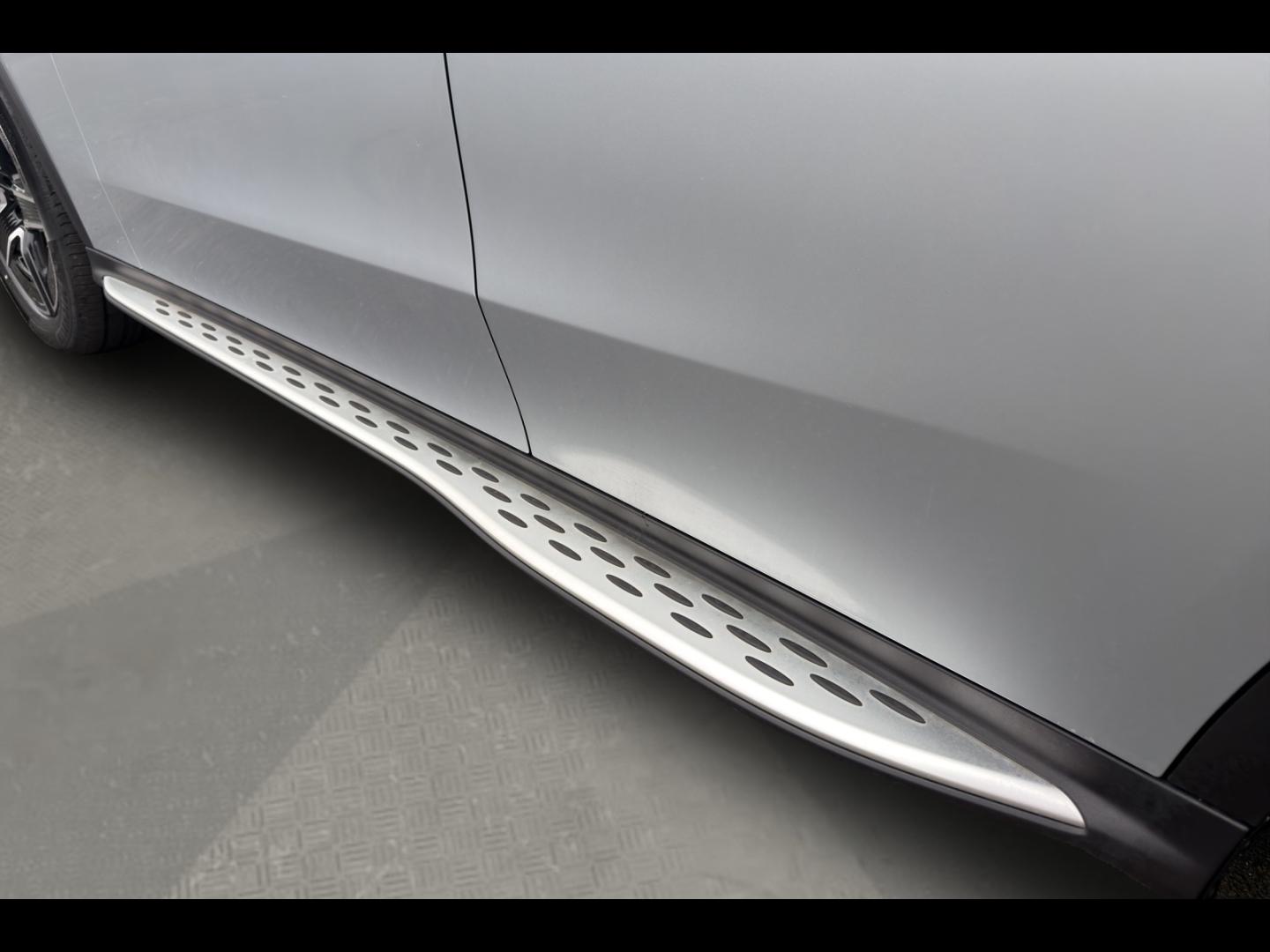 Image MERCEDES-BENZ GLC 220 d 197ch AMG Line 4Matic 9G-Tronic