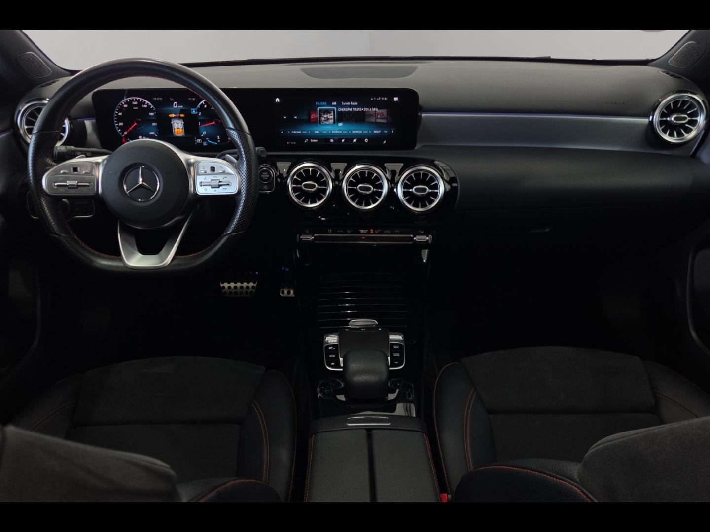 Image MERCEDES-BENZ Classe A 180 136ch AMG Line 7G-DCT