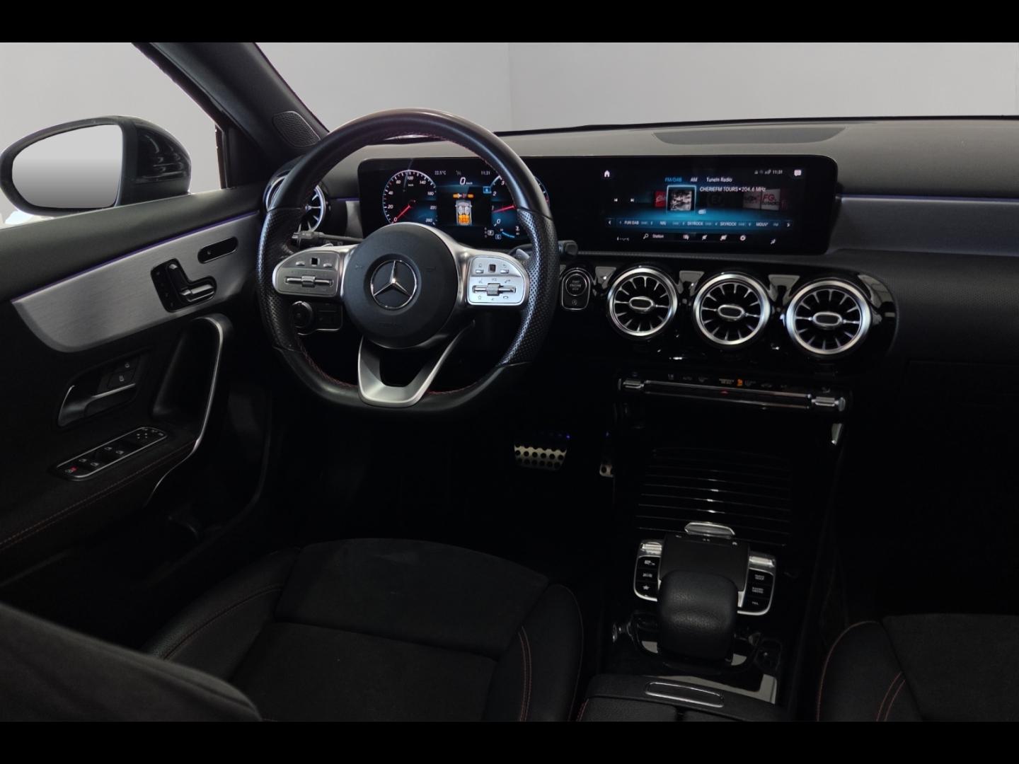 Image MERCEDES-BENZ Classe A 180 136ch AMG Line 7G-DCT