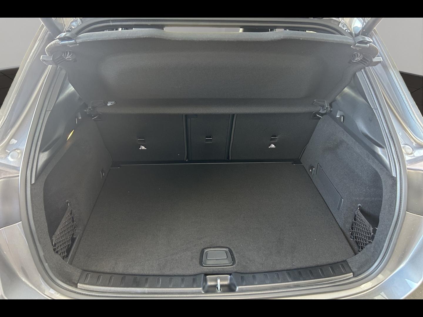 Image MERCEDES-BENZ GLA 200 d 150ch Edition 140 8G-DCT