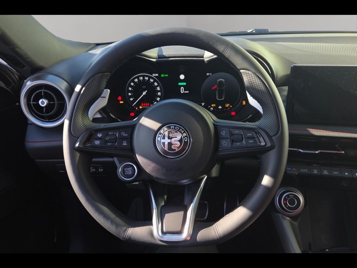 Image ALFA ROMEO Tonale 1.5 Ibrida 175ch TI TCT