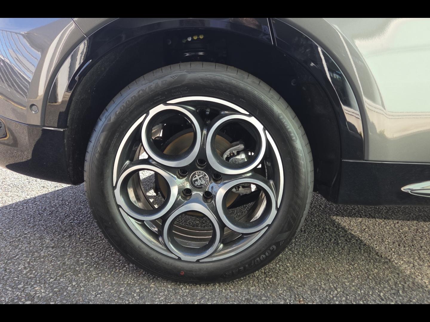 Image ALFA ROMEO Tonale 1.5 Ibrida 175ch TI TCT