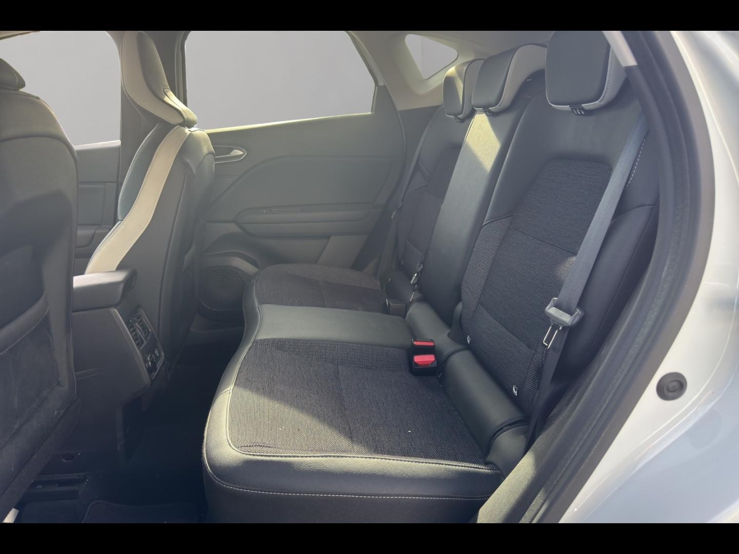 Image RENAULT Captur 1.3 TCe 130ch FAP Intens EDC