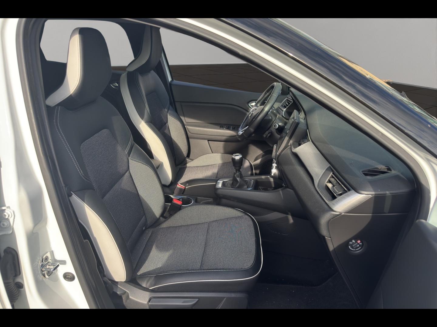Image RENAULT Captur 1.3 TCe 130ch FAP Intens EDC
