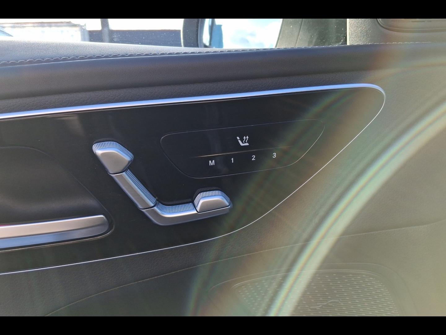 Image MERCEDES-BENZ Classe C 300 e 204+129ch AMG Line