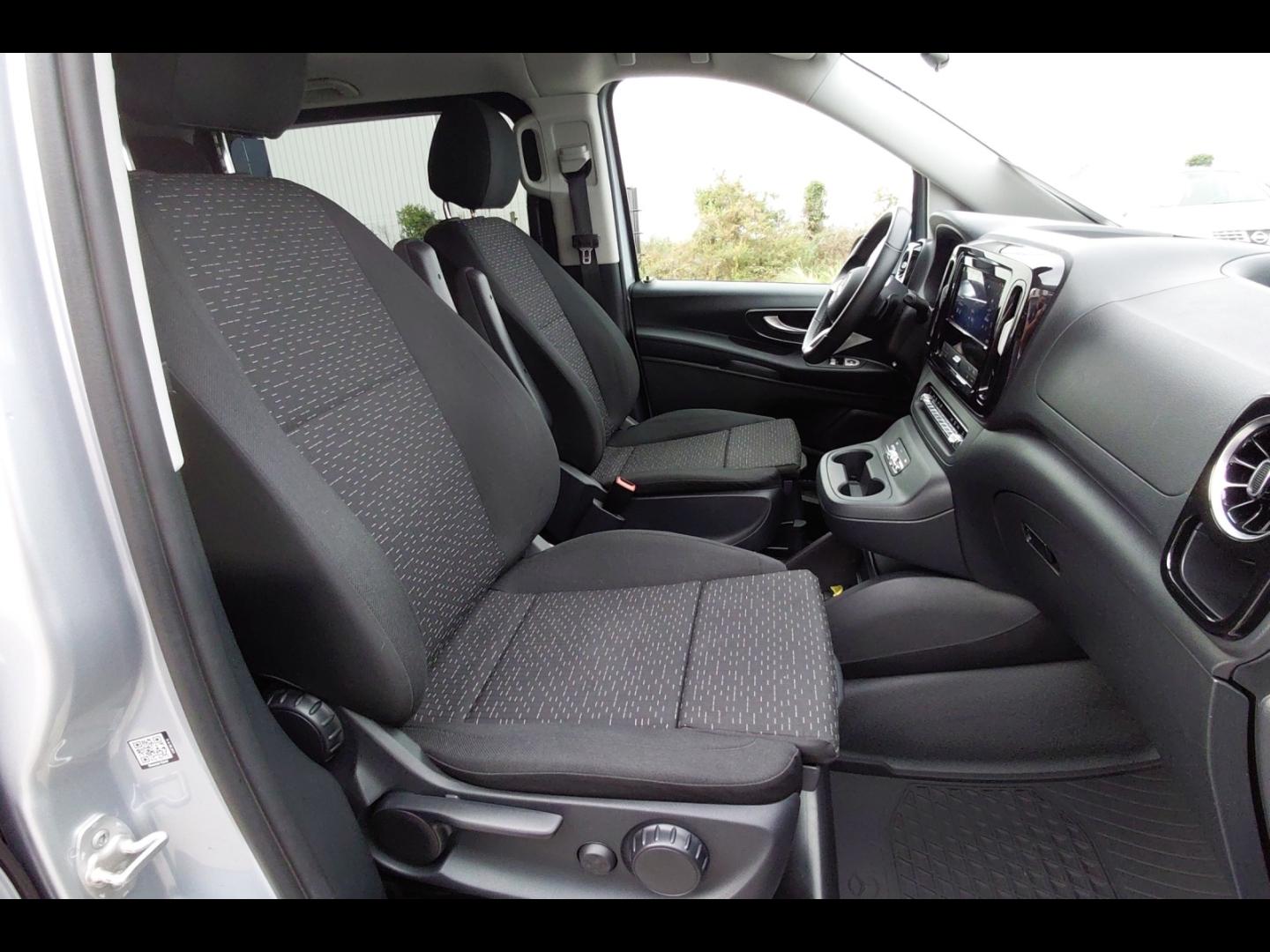 Image MERCEDES-BENZ Vito Fg 119 CDI Mixto Long Pro Propulsion 9G-Tronic
