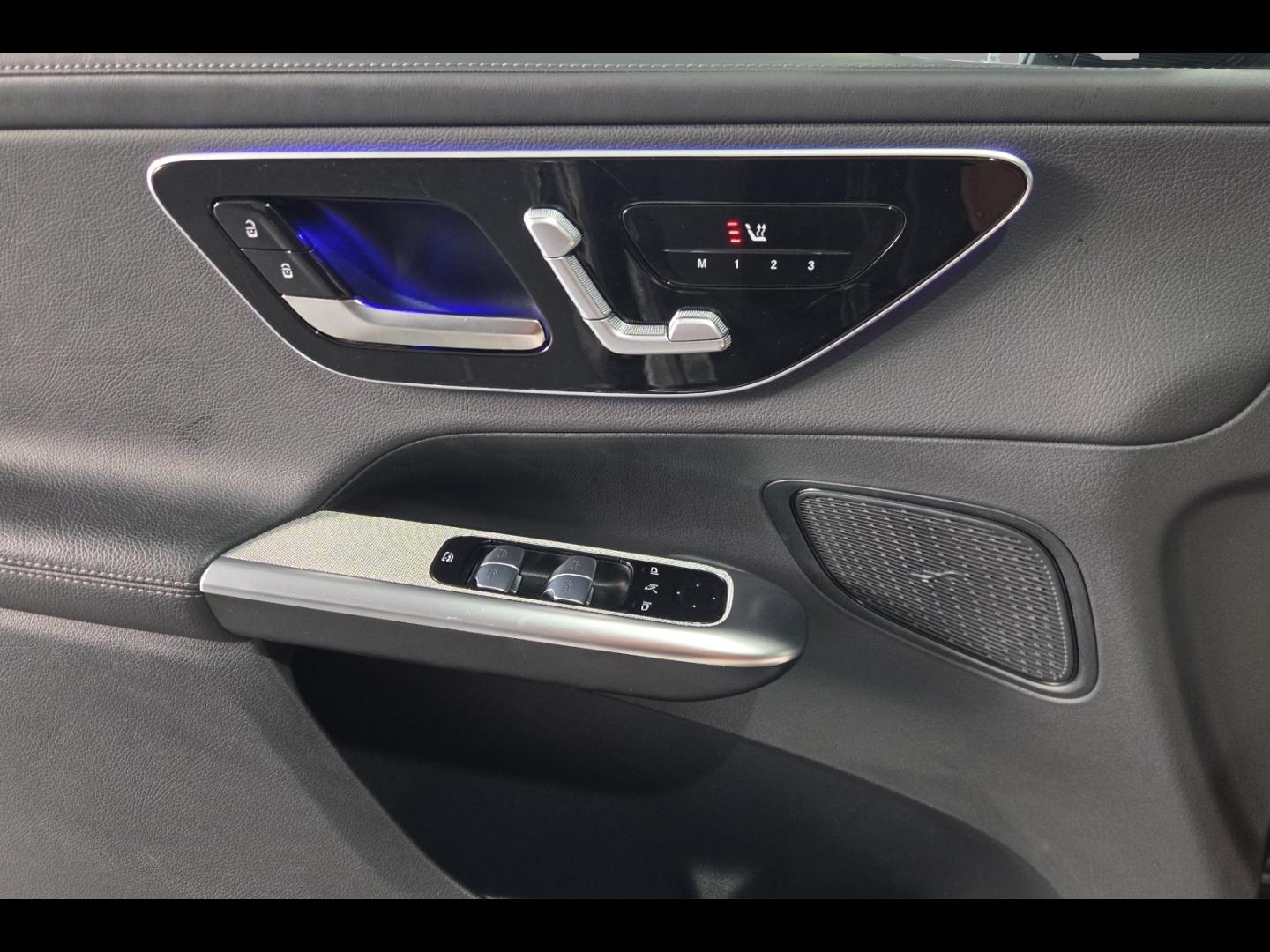 Image MERCEDES-BENZ GLC 300 e Hybrid 313ch AMG Line 4Matic 9G-Tronic