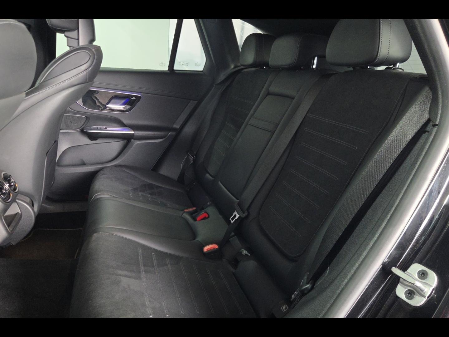 Image MERCEDES-BENZ GLC 300 e Hybrid 313ch AMG Line 4Matic 9G-Tronic
