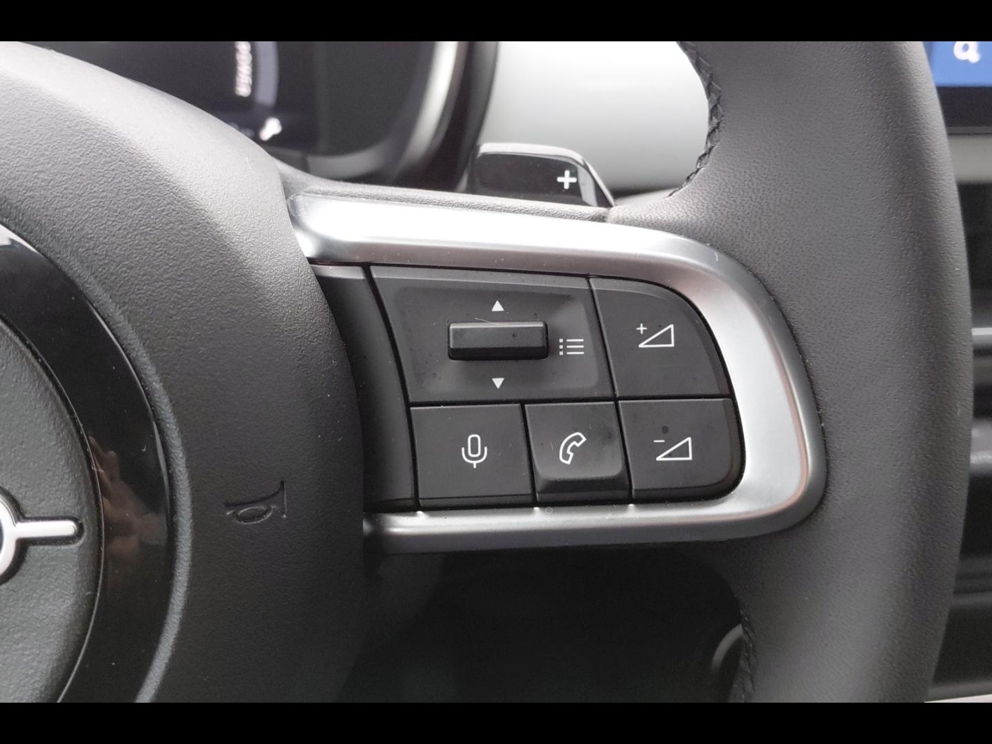 Image FIAT 600 1.2 Hybrid Turbo 145ch Pop eDCT6 Step 2