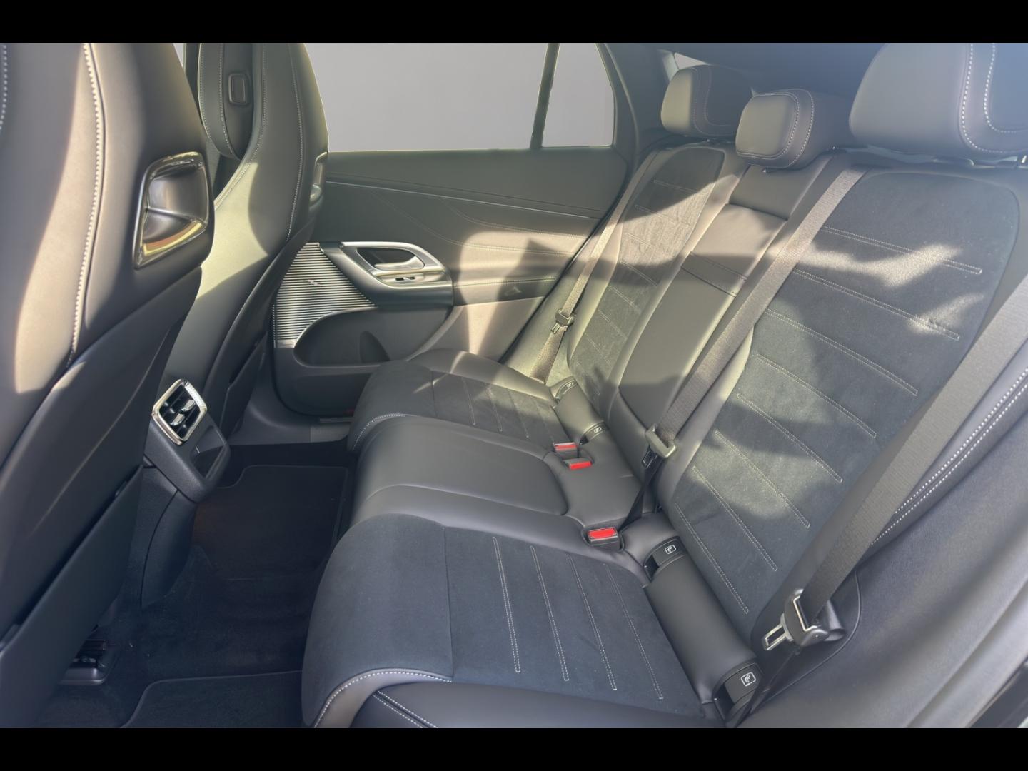 Image MERCEDES-BENZ GLC 400 EQ 489ch AMG Line 4Matic