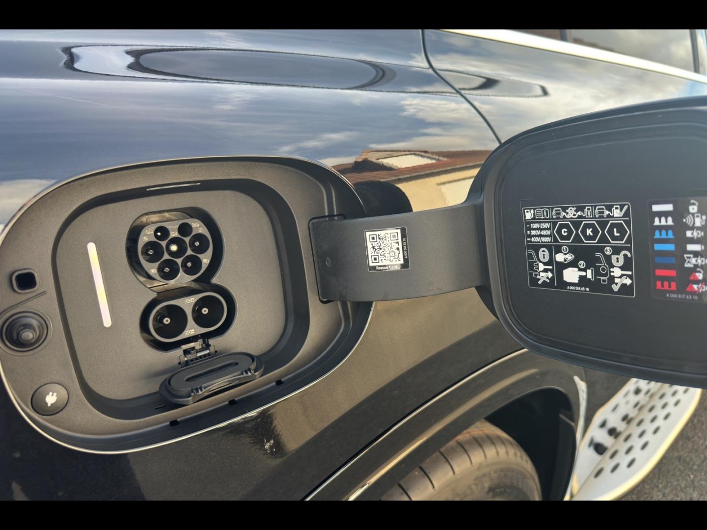 Image MERCEDES-BENZ GLC 400 EQ 489ch AMG Line 4Matic